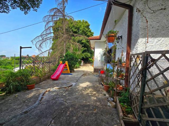 Villa Indipendente in vendita a Roma Capitale, Lazio