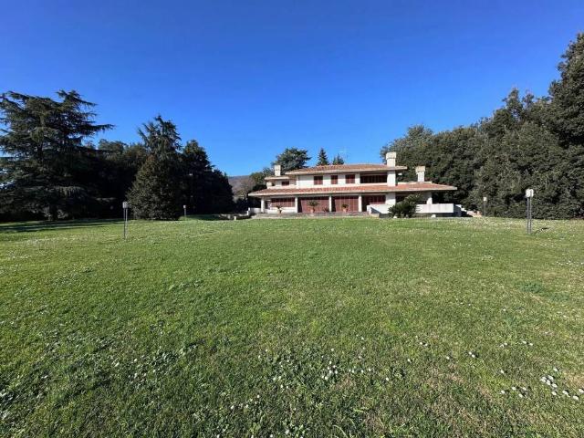Villa Indipendente in vendita a Roma Capitale, Lazio
