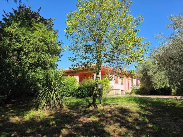 Villa Indipendente in vendita a Roma Capitale, Lazio