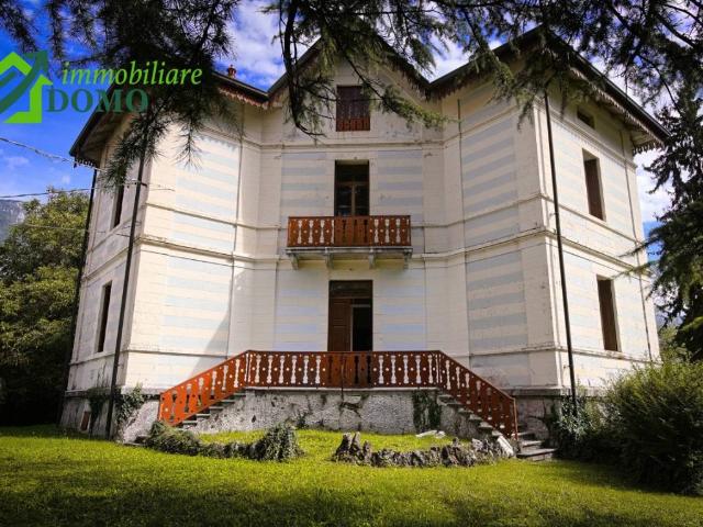 Villa Indipendente in vendita a Velo D'astico, Veneto