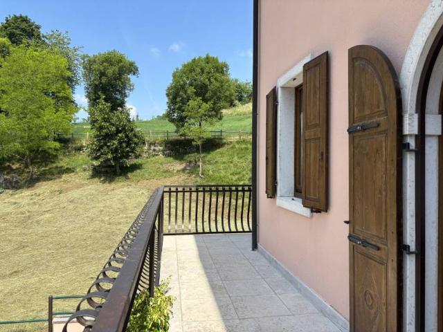 Villa Indipendente in vendita a Velo Veronese, Veneto