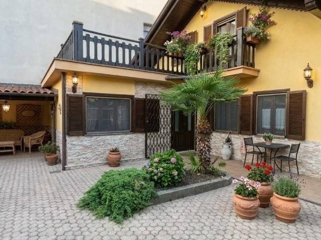 Villa Indipendente in vendita a Centro, Piemonte