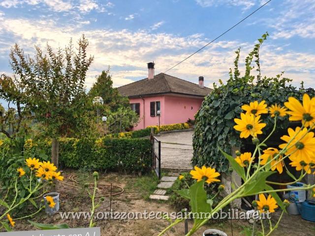 Villa Indipendente in vendita a Casamaruccia, Venarotta