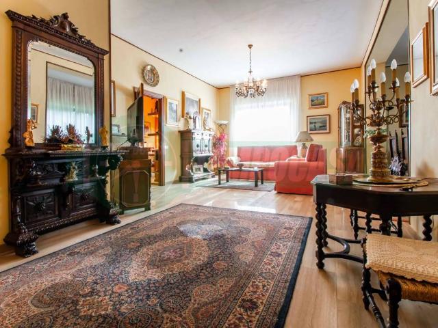 Villa Indipendente in vendita a San Michele, Venegono Inferiore