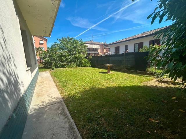 Villa Indipendente in vendita a Pianasca, Venegono Superiore