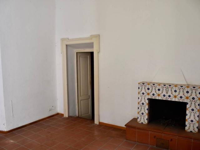 Villa Indipendente in vendita a Venegono Superiore, Lombardia