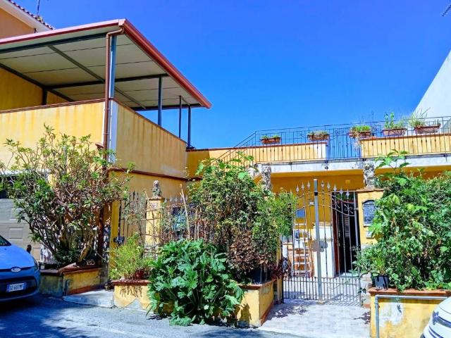 Villa Indipendente in vendita a Venetico, Sicilia