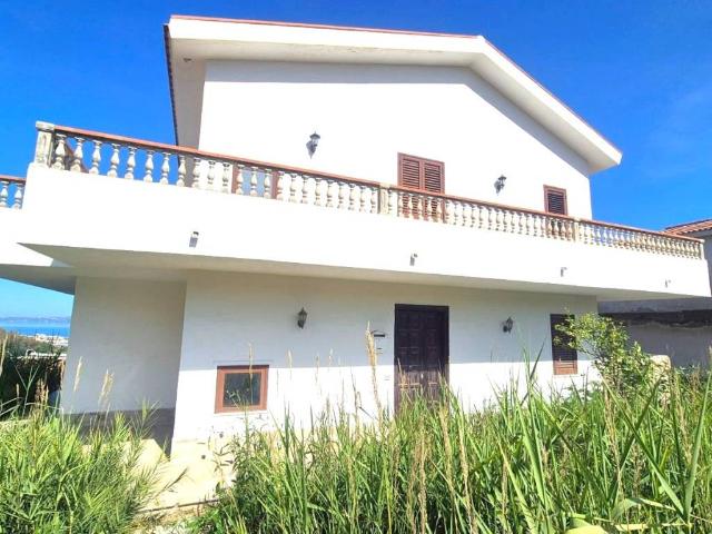 Villa Indipendente in vendita a Venetico Superiore, Venetico