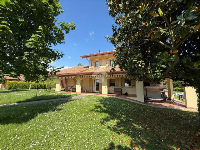 Villa Indipendente in vendita a Chirignago-Zelarino, Venezia