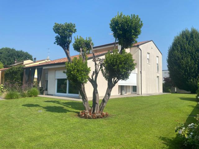 Villa Indipendente in vendita a Favaro Veneto, Venezia