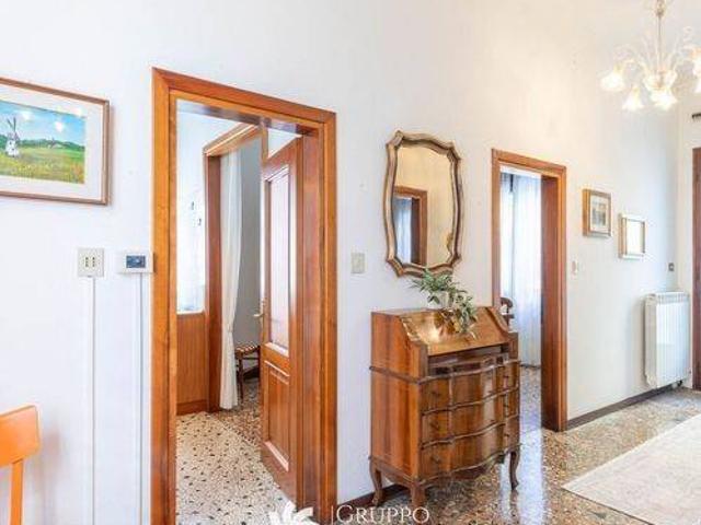 Villa Indipendente in vendita a Chirignago-Zelarino, Venezia