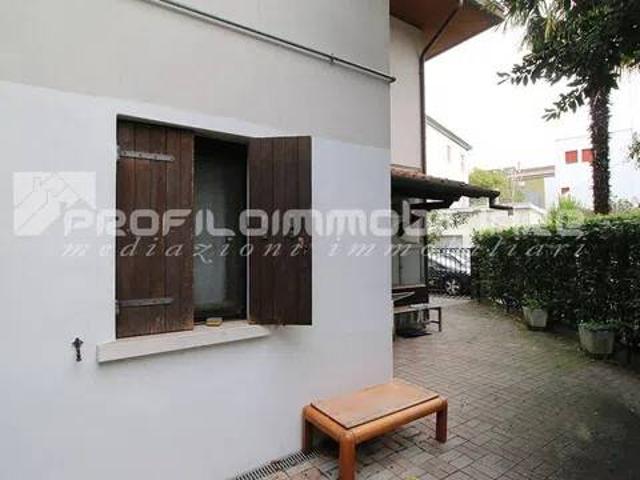 Villa Indipendente in vendita a Mestre-Carpenedo, Venezia