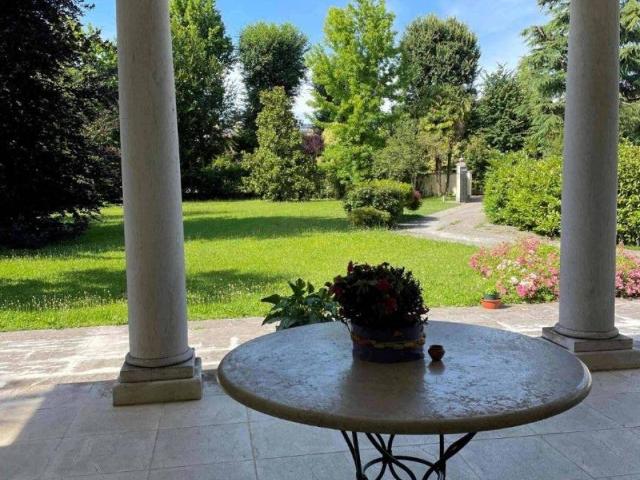 Villa Indipendente in vendita a La Favorita, Venezia