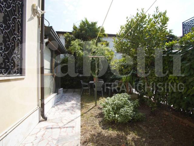 Villa Indipendente in vendita a Mestre-Carpenedo, Venezia