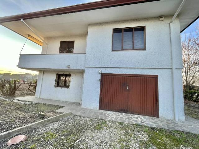 Villa Indipendente in vendita a Chirignago-Zelarino, Venezia