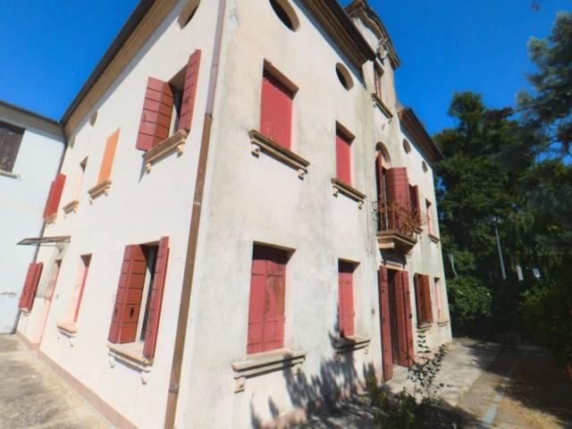 Villa Indipendente in vendita a Chirignago-Zelarino, Venezia