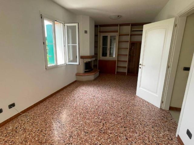 Villa Indipendente in vendita a Marghera, Venezia