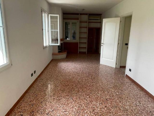 Villa Indipendente in vendita a Marghera, Venezia