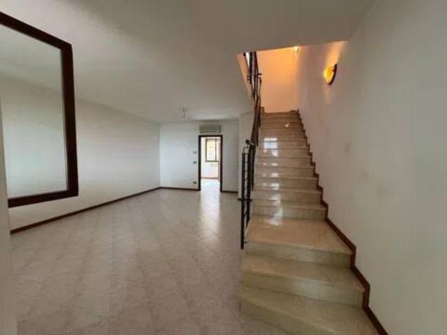 Villa Indipendente in vendita a Rione Pertini, Venezia