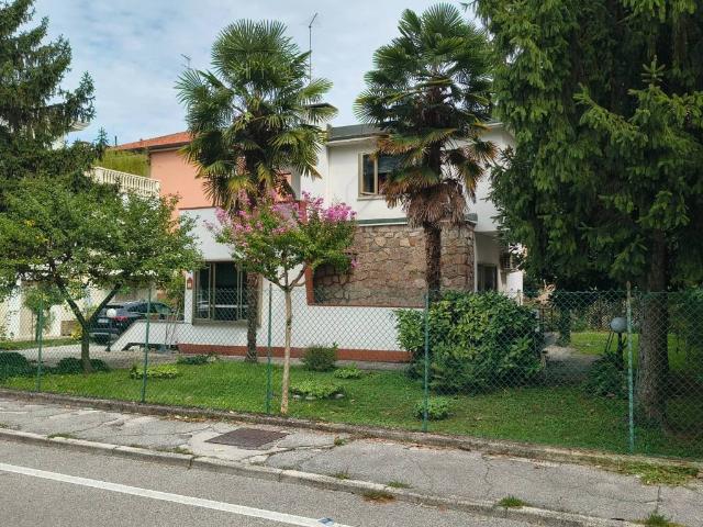 Villa Indipendente in vendita a Carpenedo, Venezia