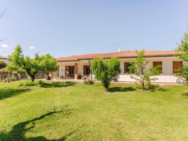 Villa Indipendente in vendita a Chirignago-Zelarino, Venezia
