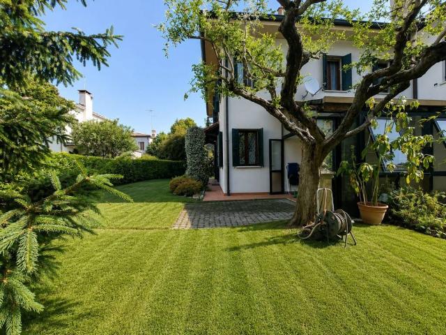 Villa Indipendente in vendita a Mestre-Carpenedo, Venezia