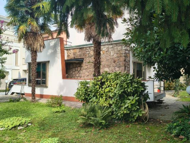 Villa Indipendente in vendita a Mestre-Carpenedo, Venezia