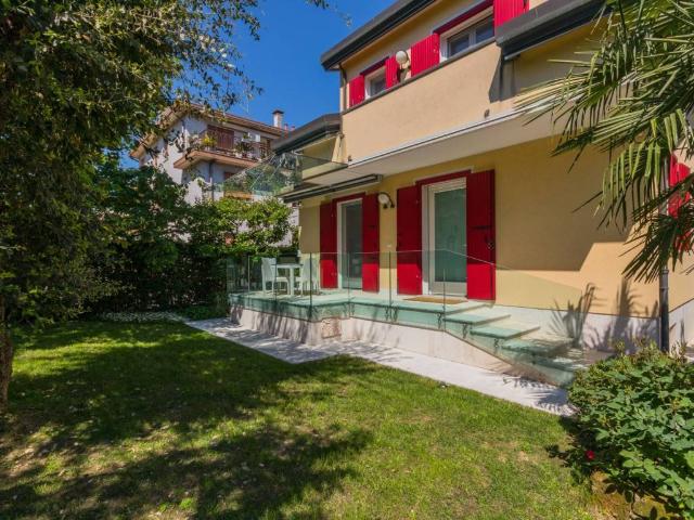 Villa Indipendente in vendita a Chirignago-Zelarino, Venezia