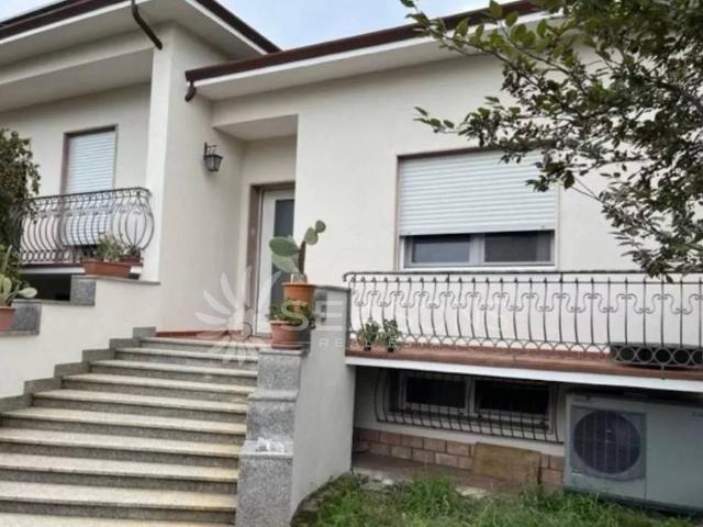 Villa Indipendente in vendita a Chirignago-Zelarino, Venezia