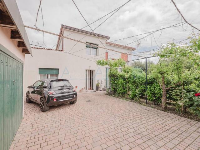 Villa Indipendente in vendita a Chirignago-Zelarino, Venezia