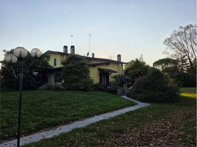 Villa Indipendente in vendita a Zelarino, Venezia