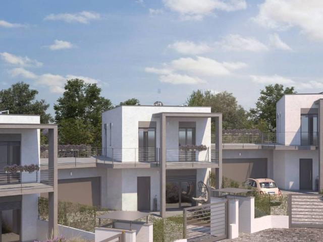 Villa Indipendente in vendita a Veniano, Como