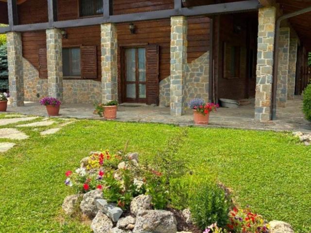 Villa Indipendente in vendita a Appennino Reggiano, Re