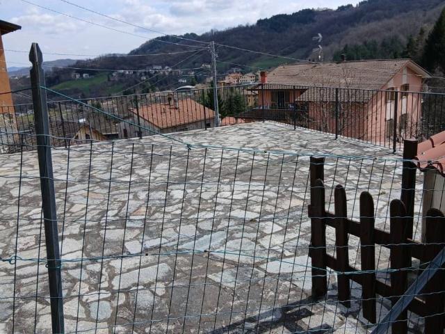 Villa Indipendente in vendita a Appennino Reggiano, Re