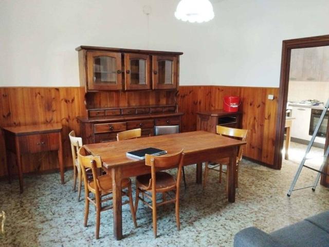 Villa Indipendente in vendita a Appennino Reggiano, Re