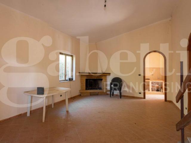 Villa Indipendente in vendita a Ventimiglia Di Sicilia, Sicilia