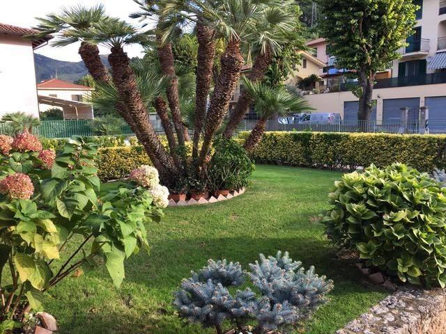 Villa Indipendente in vendita a Ventimiglia, Liguria