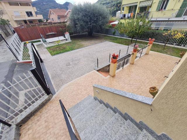 Villa Indipendente in vendita a Ventimiglia, Liguria