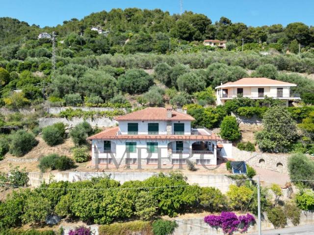 Villa Indipendente in vendita a San Lorenzo, Ventimiglia