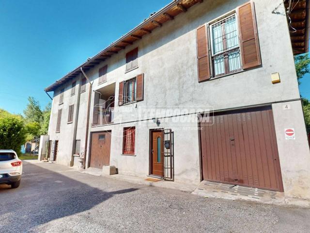 Villa Indipendente in vendita a Verano Brianza, Lombardia