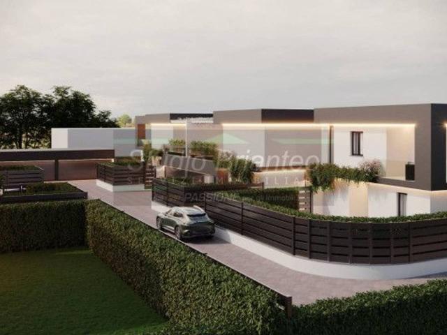 Villa Indipendente in vendita a Verano Brianza, Lombardia