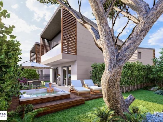 Villa Indipendente in vendita a Verano Brianza, Lombardia