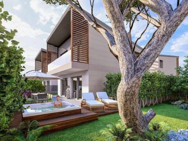 Villa Indipendente in vendita a Verano Brianza, Lombardia