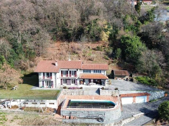 Villa Indipendente in vendita a Pallanza, Piemonte
