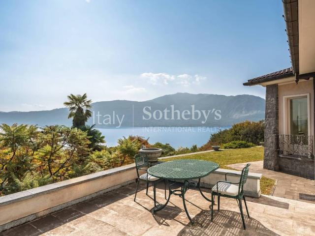 Villa Indipendente in vendita a Cavandone, Verbania