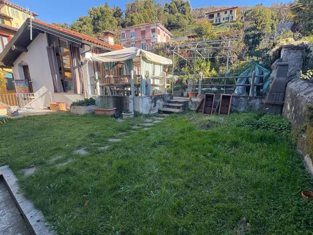 Villa Indipendente in vendita a Suna, Piemonte
