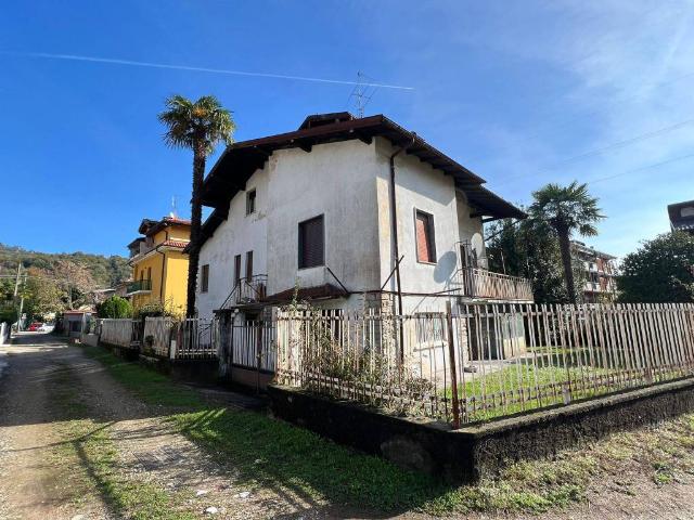 Villa Indipendente in vendita a Trobaso, Piemonte
