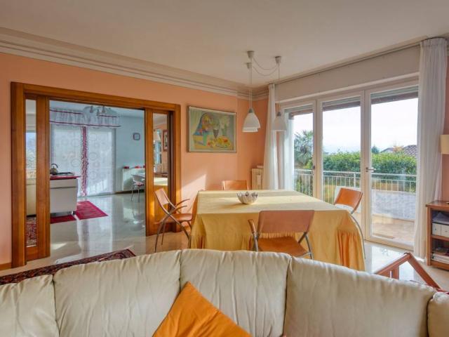 Villa Indipendente in vendita a Biganzolo, Piemonte