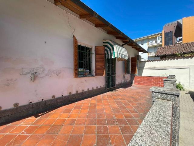 Villa Indipendente in vendita a Porta Casale, Piemonte
