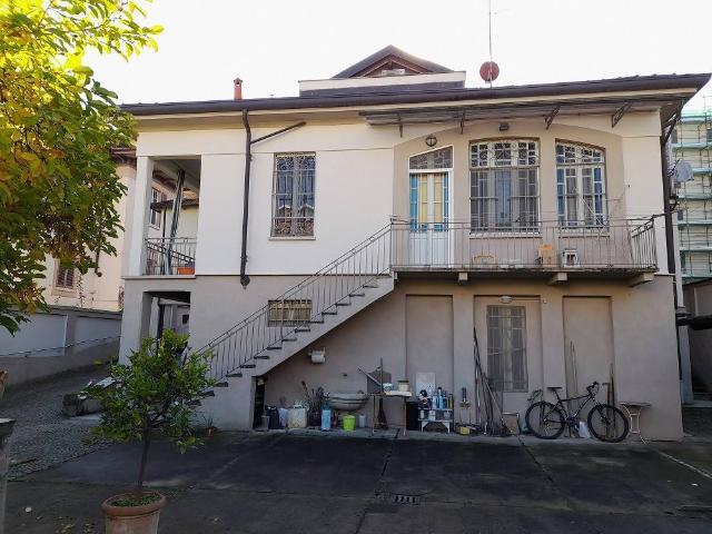 Villa Indipendente in vendita a Porta Casale, Piemonte